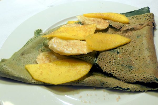 Chlorella-Crepes mit süßer Füllung