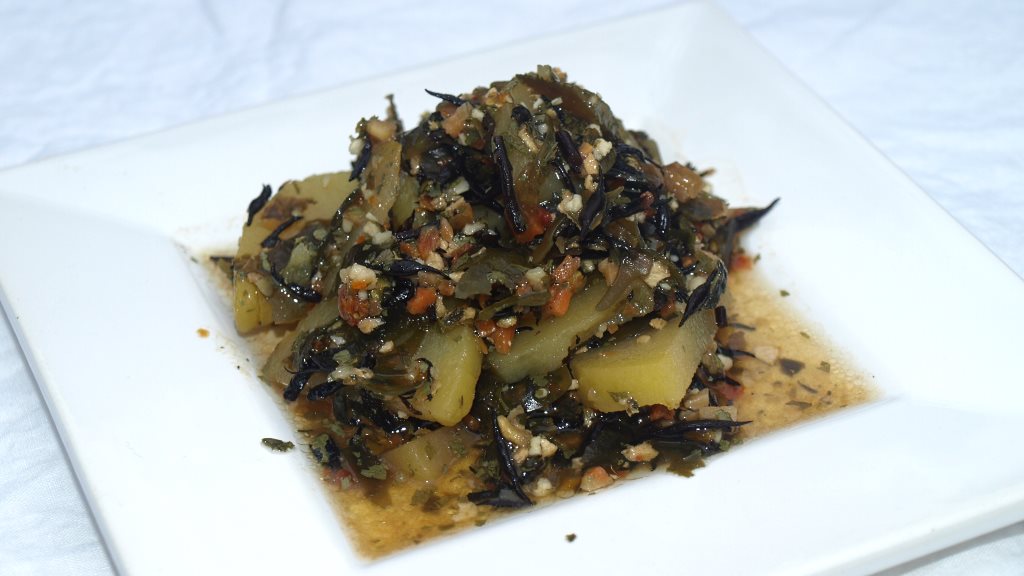 Pellkartoffelsalat mit Hijiki und Wakame