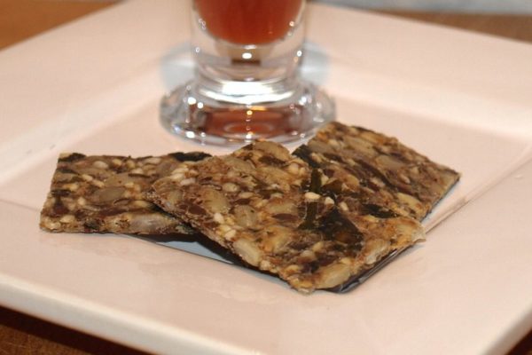 Saaten-Knusper-Cracker mit Alaria