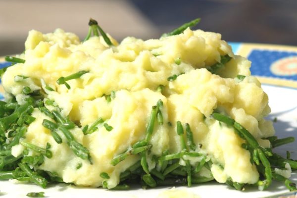 Herzhafte Stampfkartoffeln mit knackigem Queller