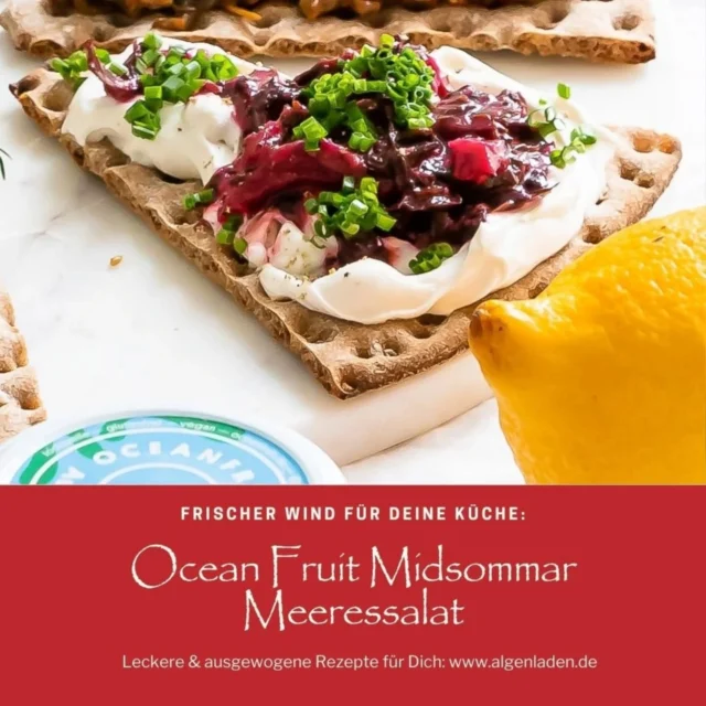 🌿 Dieses Rezept schmeckt nach frischer Brise und nordischer Leichtigkeit 🌊

Unser Midsommar Meeressalat ist mehr als nur ein Salat – er ist eine kleine Reise ans Meer: Mit knackigem Sellerie, erdiger roter Bete, frischem Meerrettich und den zarten Aromen der Algen Alaria & Meeresspaghetti. 💚

Und das Beste? Er lässt sich super vorbereiten, passt perfekt zu geröstetem Brot oder Pellkartoffeln – und wird noch besser, wenn er ein paar Stunden durchzieht.

👉 Swipe durch die Slides und entdecke das volle Rezept!
📌 Speichern nicht vergessen – für den nächsten Sommertisch oder einfach einen Hauch Küste im Alltag.
📷 Getestet? Tagge uns @algenladen – wir lieben eure Kreationen!
🛒 Die passenden Algen findest du bei uns im Shop.

Bild: BettaF!sh Paulina Sauer

 #oceanfruit #meeressalat #vegankochen #pflanzlichessen #nordischgenießen #midsommar #meeralgen #salatinspo #plantbasedrecipes #algenliebe #nachhaltigkochen #mealprepideen #sommerküche #veganerezepte #algen #seaweed #algengenuss