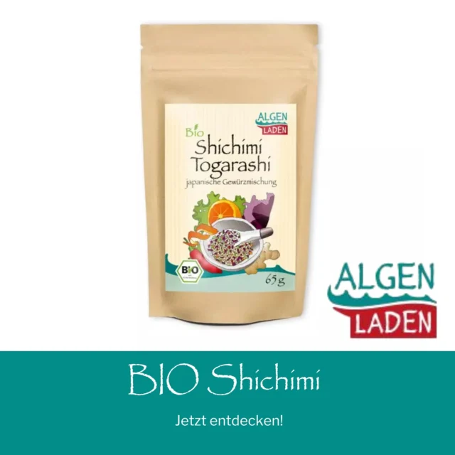 🔥 Lust auf mehr Umami in deiner Küche?
Unsere Bio Shichimi Gewürzmischung bringt fein abgestimmte Schärfe und die Kraft des Meeres direkt in deine Gewürzsammlung – 100 % natürlich und voll japanischer Inspiration. 🇯🇵✨

🌶 Handgemischt mit Bio-Chili, Orangenschale, Algen und traditionellen Gewürzen – für authentischen Geschmack.
🌿 Algen aus nachhaltigem Wildwuchs, sorgfältig verarbeitet und voller Charakter.
🧂 Ohne Zusätze, ohne Kompromisse – nur pure Natur im Glas.

🍜 Verfeinere deine Ramen, Reisbowl oder Bratgemüse mit einem Hauch Japan!
🥢 Perfekt zum Nachwürzen – direkt am Tisch oder beim Kochen.
🥗 Passt zu allem, was du liebst – würzig, aromatisch, überraschend vielseitig.

👉 Jetzt entdecken – Link in Bio
👉 Speichern & später ausprobieren
👉 Markiere jemanden, der das auch feiern würde!

#biogewürz #shichimi #japanischkochen #würzenmitalgen #algenpower #meeresschätze #plantbasedkitchen #veganegewürze #algenladen #natürlichköstlich #meerimglas #algengenuss #seaweed